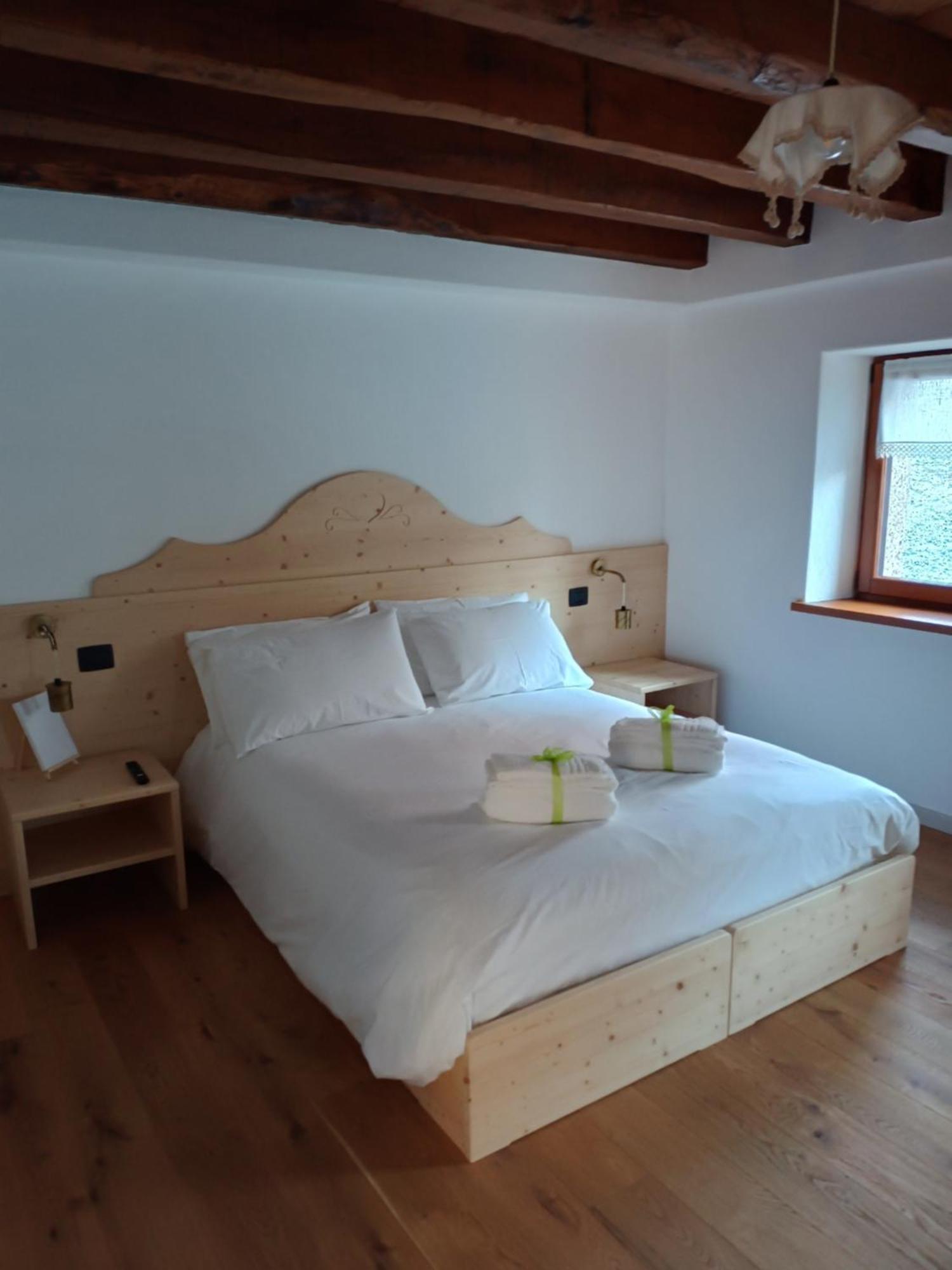 Bed and Breakfast La Farie Mediis Екстер'єр фото